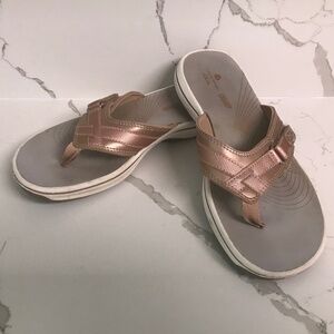 Clarks Cloudsteppers Breeze Sea Peach Flip Flop Thong Sandals US 6 Euro 36